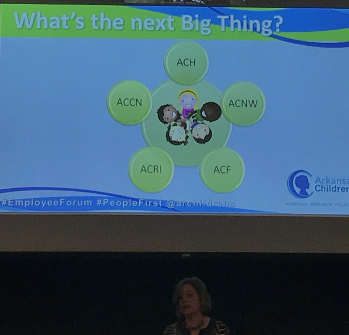 Elizabeth_RNMSN's tweet photo. Working to be one team. #systemlife #employeeforum #PeopleFirst @archildrens https://t.co/9I1ReR7HkP