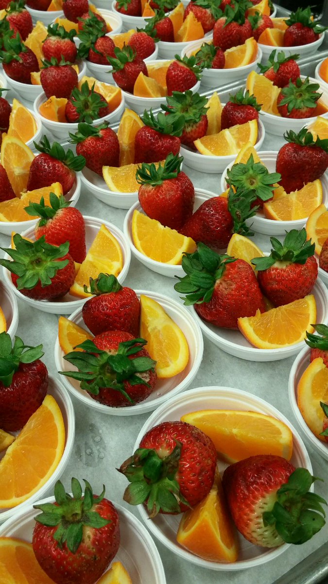 WCDE_NUTRITION's tweet photo. April's WCS Nutrition #kitchenofthemonth is @ridgeviewraptor! Congrats for doing a fantastic job! They continue to learn &amp; grow so they can provide the best for their students &amp; got a perfect score on their state inspection!
#schoolnutrition #fresh https://t.co/Rt9KkqRODj