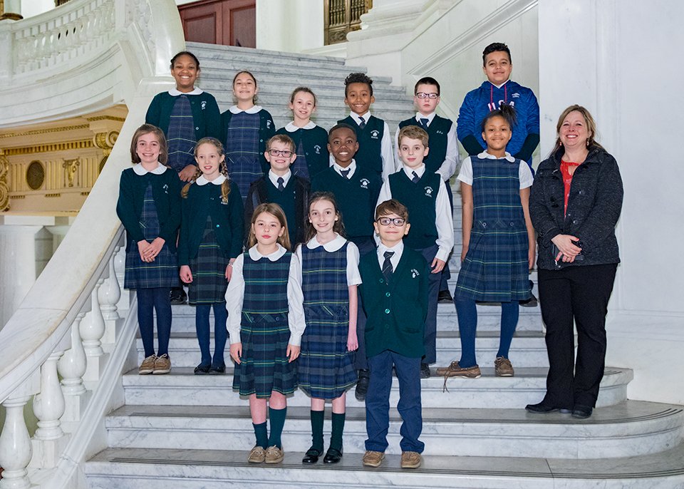 SenScottWagner's tweet photo. .@stpatrickyork students and teachers toured the state Capitol and learned more about their state government last week. 

Below is a photo of the group in the Capitol Rotunda. 
📷⬇ https://t.co/6qEmflhSnc