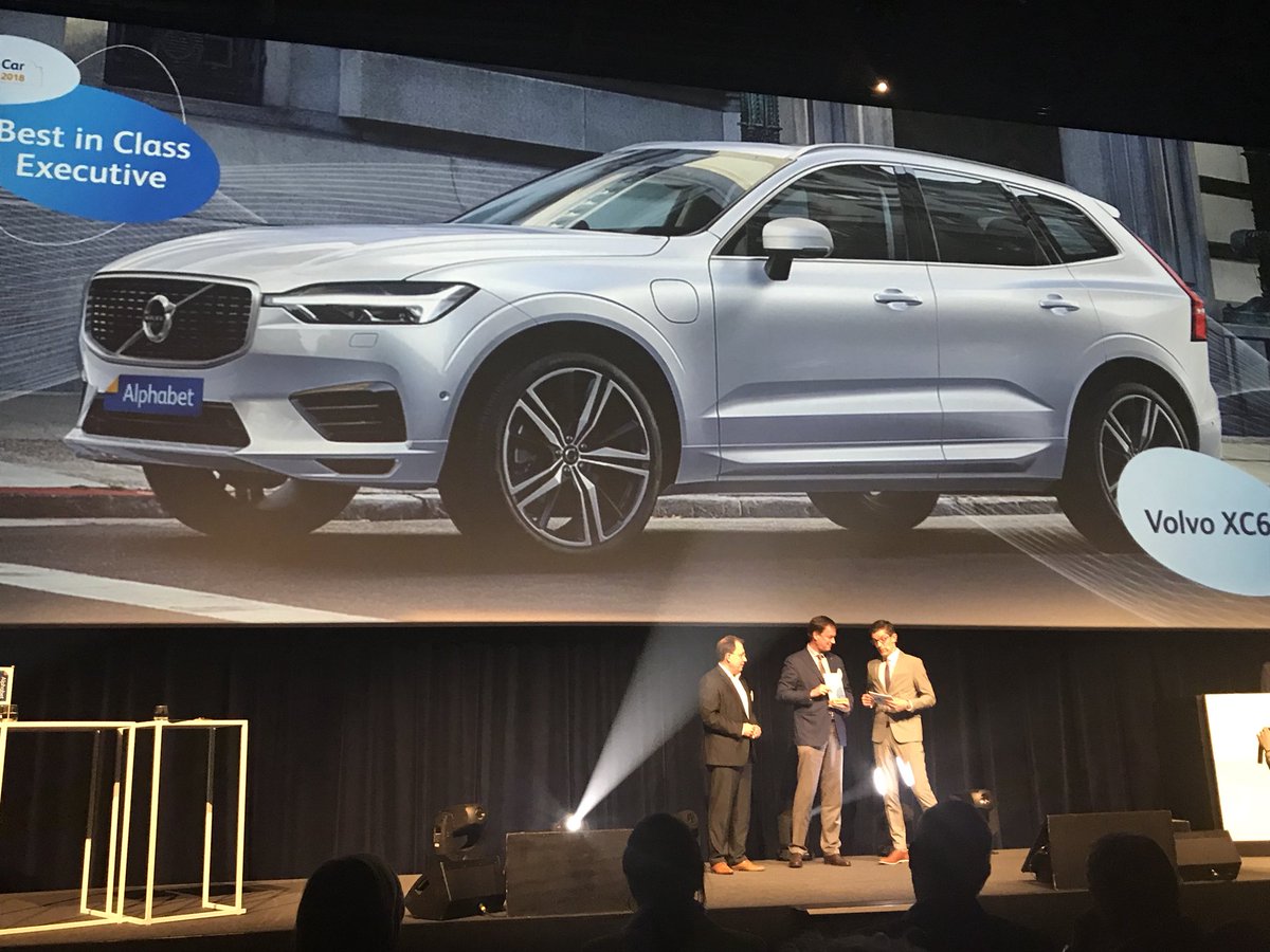 FLEETBE's tweet photo. Lease Car of the Year 2018 by @AlphabetBE : #Volvo #XC60 wins category Executive @VolvoCarBeLux #lcoty18 #lcoty #lease https://t.co/kh4fGABXJ1