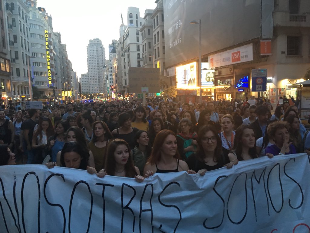 FeminismosMad's tweet photo. ¡Tomamos GRAN VÍA! https://t.co/KK9CyAQWqk