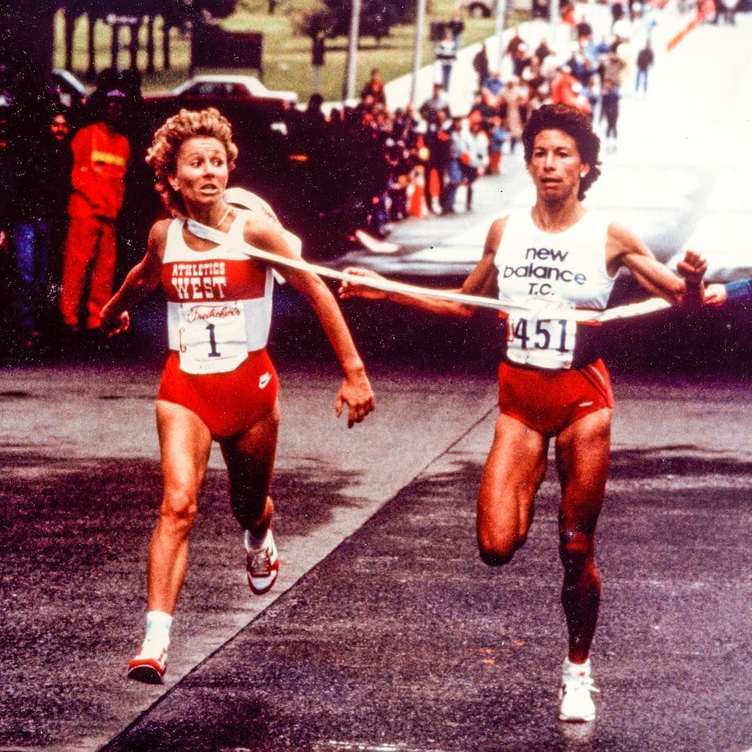 run_theory's tweet photo. In 1985, Betty Springs, Freihofer's Run for Women defending champion, &amp; Francie Larrieu-Smith, produced the closest finish in Freihofer's history. Both athletes recorded a course record 32:14, a tie was declared &amp; they became the first ever dual USA 10K National Champions!
 #fbf https://t.co/Sf0wMqifsm