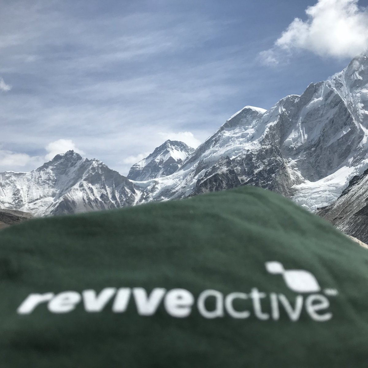 LarkinAnnmarie's tweet image. Big thanks to @ReviveActive for the sponsorship during our recent Everest Base Camp trek. It definately kept us going on the trail. Revive active every morning and joint complex in the evening. 
#ReviveActive #JointComplex #GalwayCompany #BuyIrish #Hiking