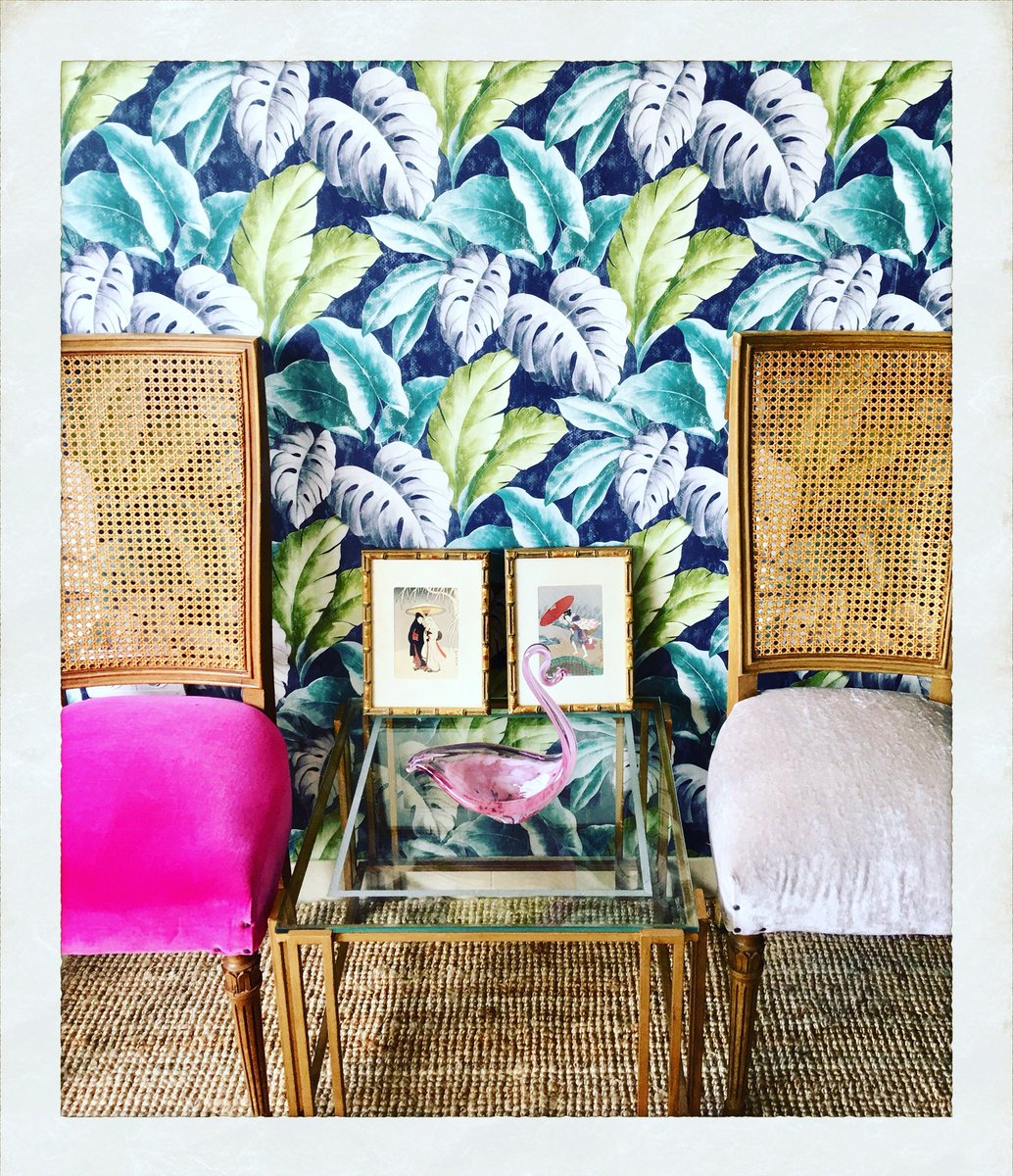 bamboodecosvq's tweet photo. No sabemos cuál de las 2 nos gusta más, sillas en rejilla y terciopelo fresa y en gris hielo..., feliz jueves 💕 #deco #DecorAndDesign #decorations #decorating #interiordesign #interiordecor #vintage #vintagestyle #furnituredesign #inspiration #cool #follow #followme https://t.co/dZWEww82df