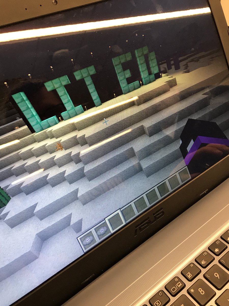 BlakeMillerUNI's tweet photo. Part of our literacy center is a Minecraft activity! 🤙🏼 https://t.co/ci3jJF03HQ