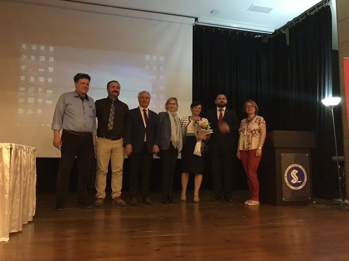 Prof.Dr Emine Zinnur Kılıç’ın “Otizm Hakkında Farkındalık Oluşturma “konulu sunumu 26/04/2018 ‘de Sakıp Sabancı Anadolu Lisesi Konferans Salonu’nda gerçekleştirildi.