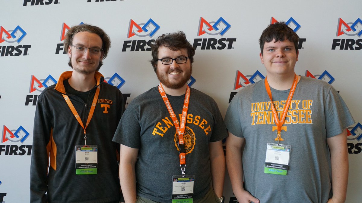 FIRSTatUTK's tweet photo. We're excited to be at the @FIRSTweets Championship in Detroit! Looking forward to attending conferences and meeting with Robot in 3 Days teams. #omgrobots #FIRSTChamp https://t.co/WsGSHDY8Bp