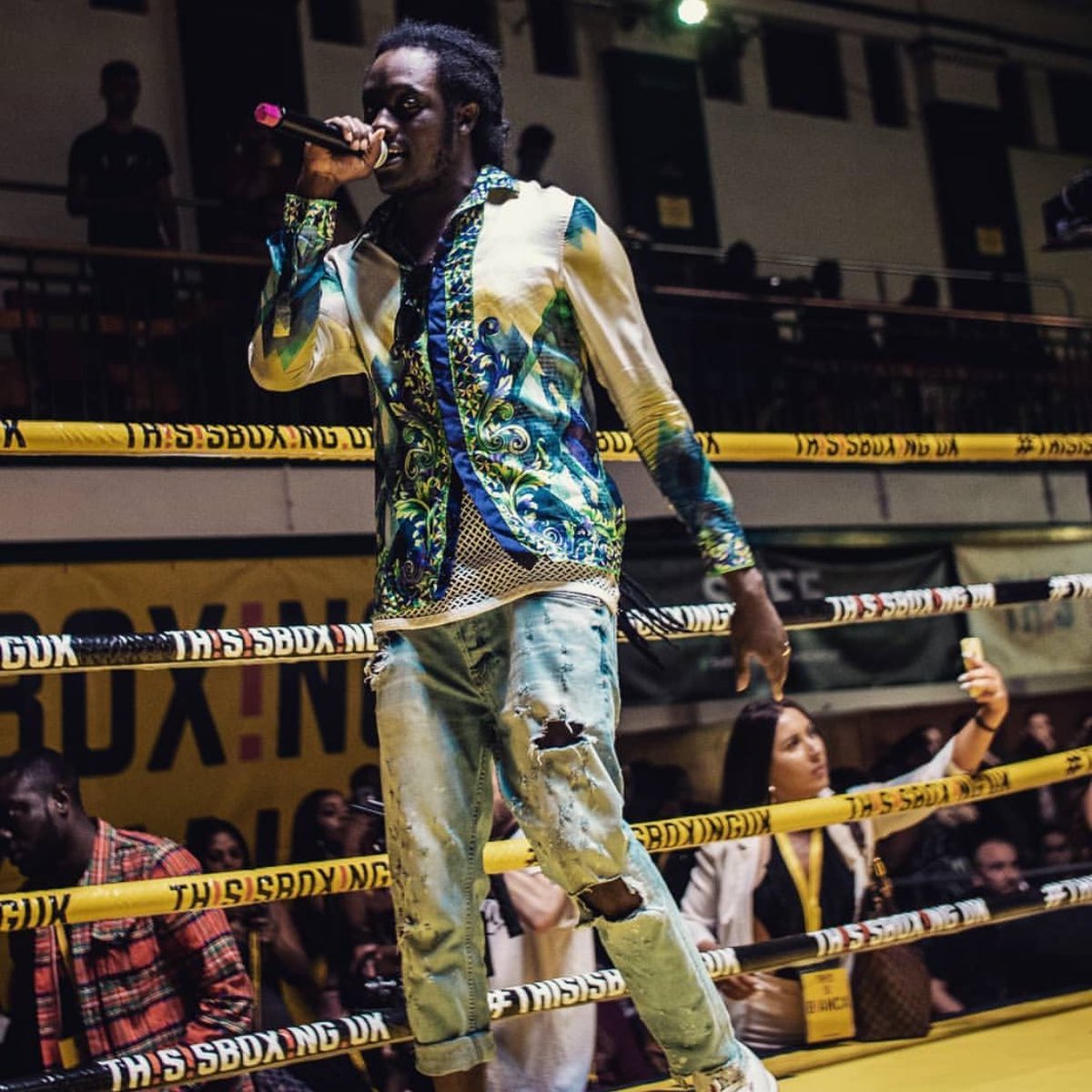 PBelleComms's tweet photo. Epic shots of @WSTRNmusic at @thisisboxinguk season 2 on Saturday by @cultmaguk, thanks for covering the show guys‼️ #TIB2 

#PR #TBT https://t.co/3fdg8liSUX