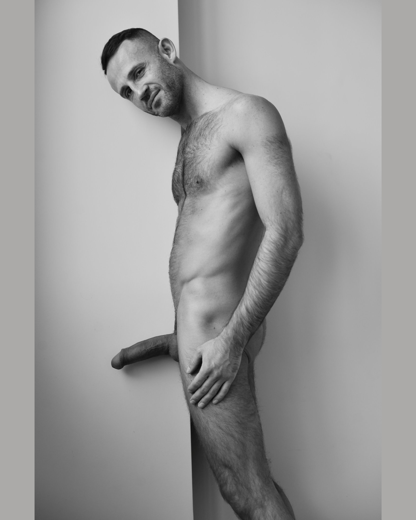 Photographer Vladimir Snezhin
@L_K_4 @aligais75 @hookupsonly100 @aussietrbl @zakj500 @BUDWATCHER2 @NatSeek