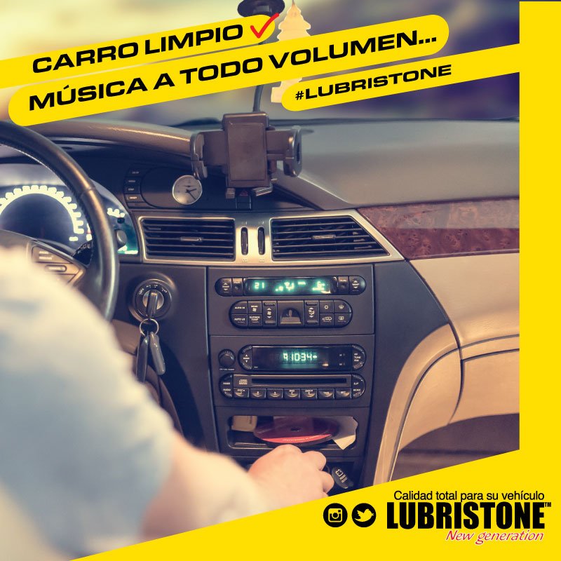 lubristone's tweet photo. Esa combinación de tener el carro limpio y escuchar música a todo volumen 😎 ✨#cars #car #street #road #freeway #highway #sportscars #exotic #exoticcar #exoticcars #race #racing #wheel #wheels #rim #rims #engine #horsepower #productos #limpieza #lubristone #mundo #colombia https://t.co/OmHDxIIqT4