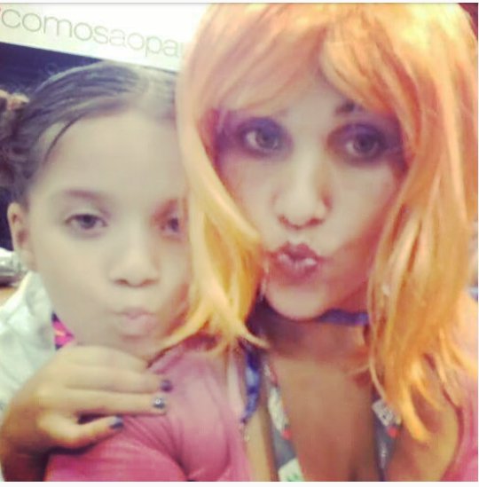 Janaina53377897's tweet photo. Selfie com a princesa Leia, não pude me conter 😍😍✨. ( Euzinha de caverna do Dragão 🎬) https://t.co/1ks2gyIs1B