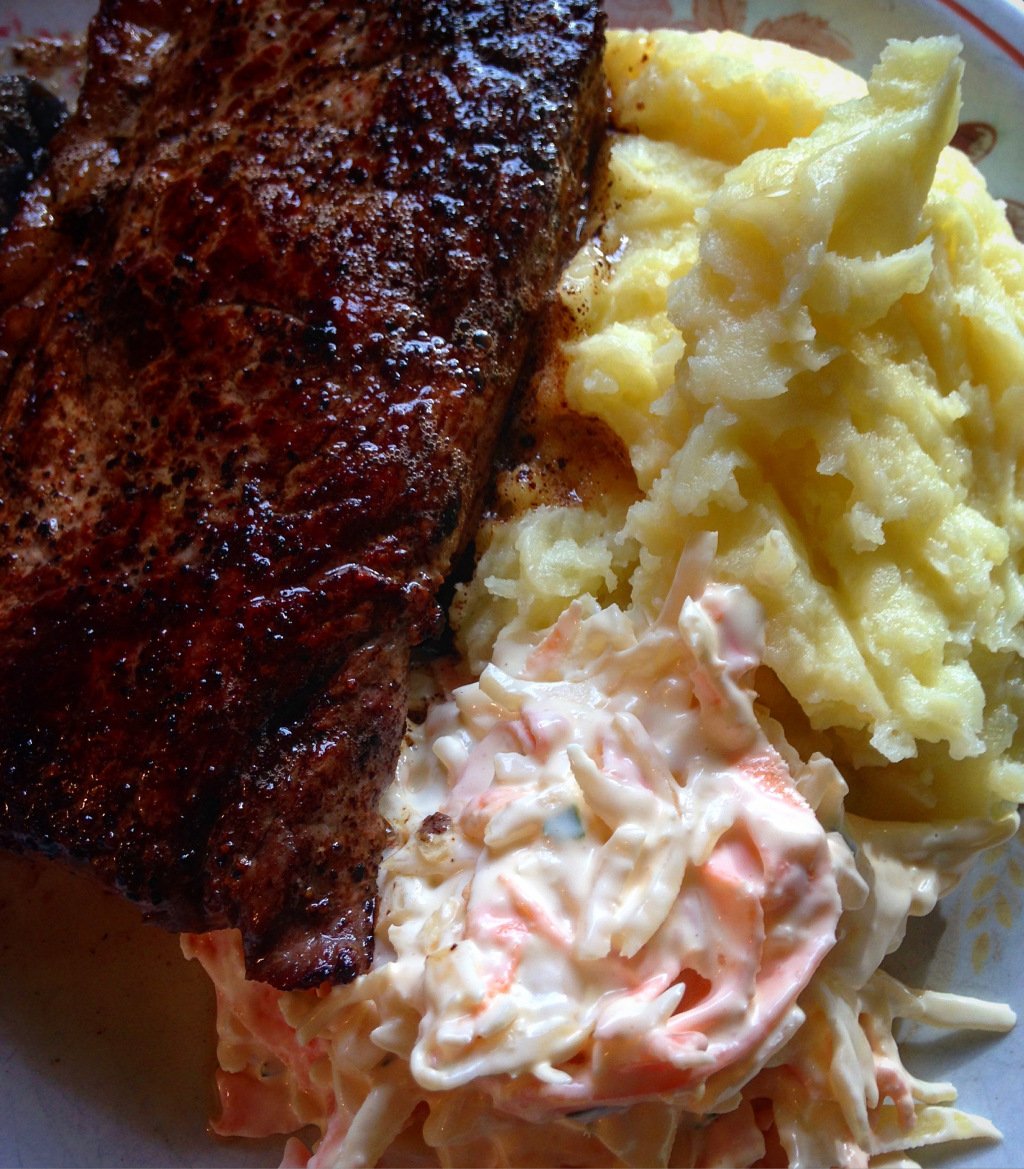 Jess_LazyChef's tweet photo. Steak, Mash &amp; Slaw https://t.co/qsJ66nrigJ https://t.co/xxurskO9q5
