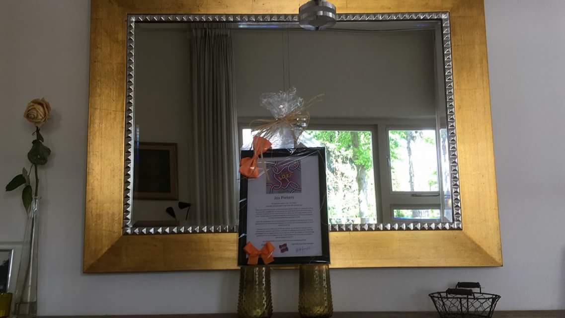 Ook Jos Pieters van <a href="/ypsilon/">Ypsilon</a> heeft een LintjeLos ontvangen voor zijn bijzondere inzet van <a href="/eensteekjelos/">Eigenwijs spel</a> tijdens familiegespreksavonden.