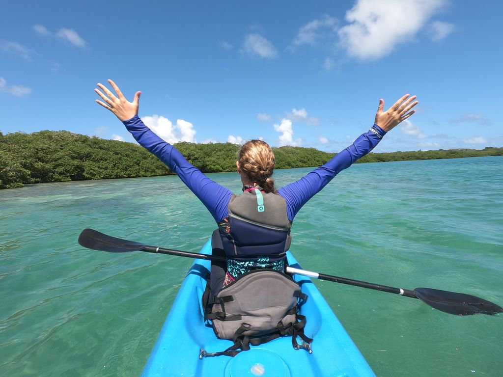 activitybean1's tweet photo. #kayak trip on #sanandres - an amazing feeling with the 7 water colors!
.
.
#kayaking #kayakworld #experience #activitybean #beachlife #watersports  #sustainable  #startup #reisen #dowhatyoulove #kayaktrip #southamerica #kayaklove #kayakpassion #seaescape #welivetoexplore https://t.co/VtkIbXuWlr
