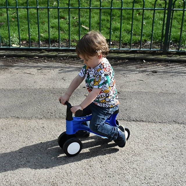 dearmummybear's tweet photo. Just riding around on my @toddlebike in the sun. He has begged and begged for it to come out with us as it lives in the car so of course I had to get it out for the park. He loves riding around on his little bike waving to people. This is honestly one of… https://t.co/M56Kd7DnuK https://t.co/g7cwKcR0qG