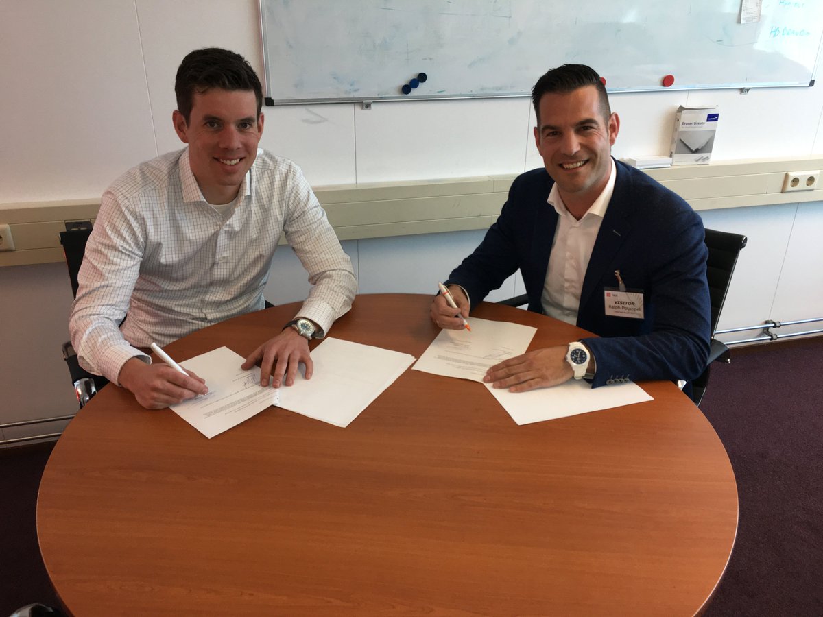 S2N wordt dé leverancier van veiligheidsfunctionarissen voor de Falck Fire Academy. Een mooie samenwerking voor een essentieel onderdeel van de opleidingen en trainingen. Op de foto rechts een trotse Ralph Potappel van S2N en links een zeer tevreden Stellan van Oorschot van Falck