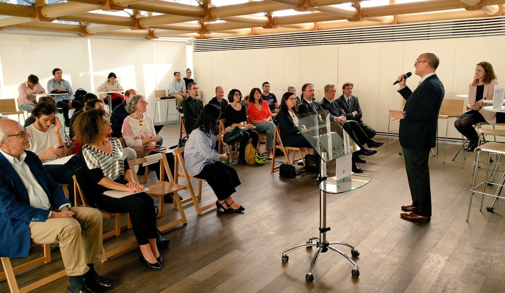 sjunestrand's tweet photo. Participating in seminar "Enabling Circular Eonomy Business Models: the role of Regulation &amp; Urban Design" @IEbusiness with @ConchitaGaldon @qkexpress @konnola @javierdecendra @anambarreira @JelenRuiz @crismateo @sjunestrand about #CircularEconomy #LifeCycle #UrbanDesign https://t.co/ZDVTbS37CK