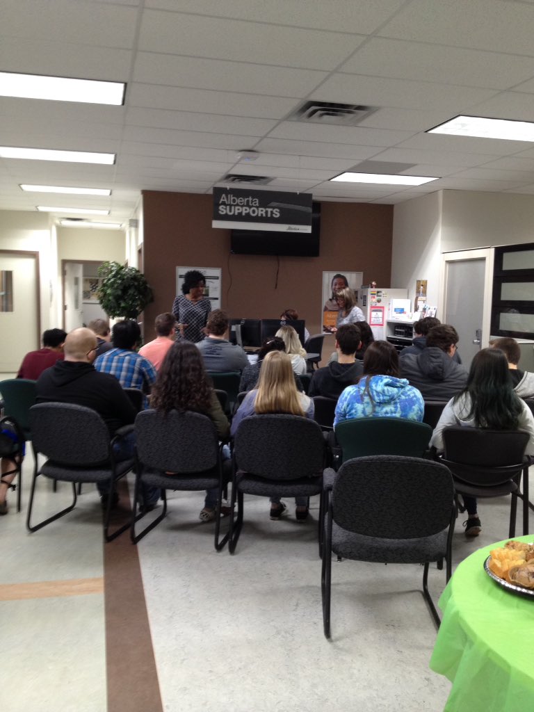 EmployingPWD's tweet photo. AB Career Week continues in Vegreville for our Job Seeker session. We have invited job seekers and students from Veg Comp and St. Mary's High School. We are discussing interviewing.
#ABCareerWeek
#ABCSS
#EmployAbilities https://t.co/dky07aViqH