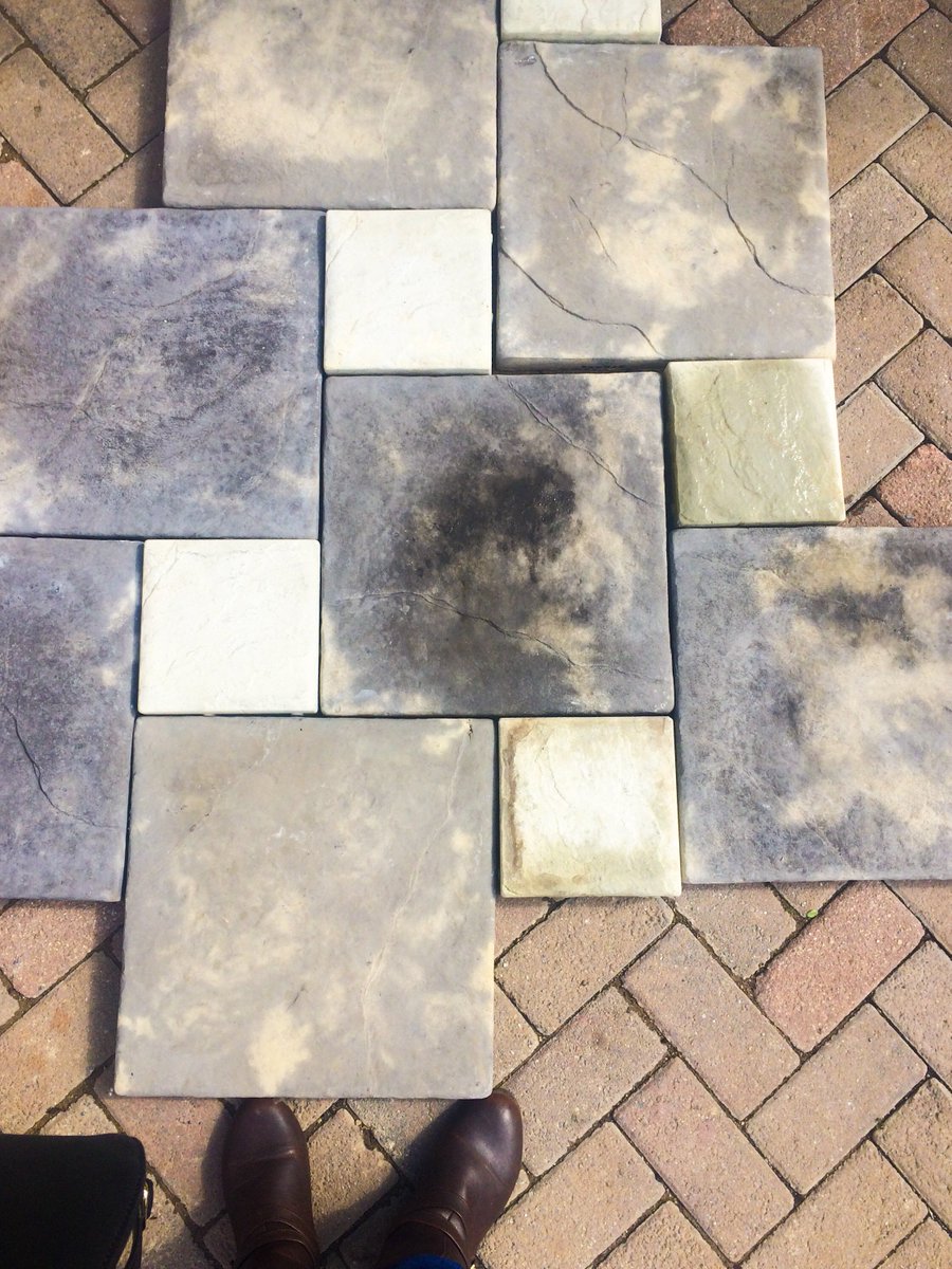 OKitchenGardens's tweet photo. Diary of a landscape designer. Some of the most exciting things I get to do on the job. Working out paving pattern for my latest project.
#landscapedesigner #lovewhatyoudo #passion #pavingpattern #gardendesign #vegetablegarden #organicgarden #culinary #potager #urban https://t.co/W3YDaA3JTd