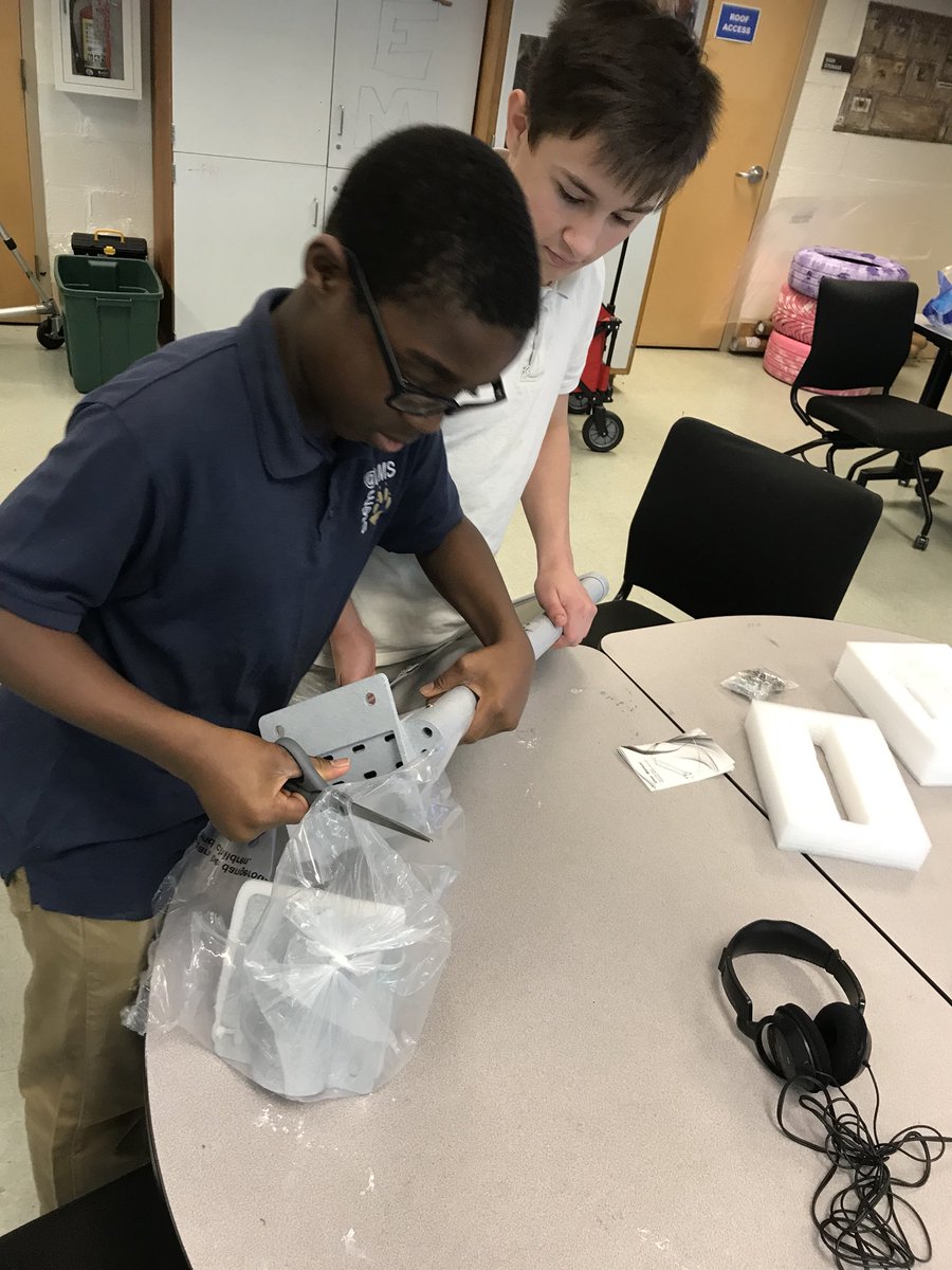 STEM_at_LMS's tweet photo. Team solar Changemakers plan the installation of their solar lights. The team raised money by selling snacks! Great work team!
#AACPSAwesome https://t.co/noZrvs3aDC
