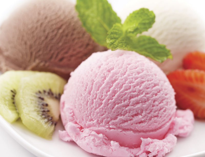 MessegueSpain's tweet photo. Con esta calor, ¿no te apetece un helado? Encuentra nuestra selección  de helados bajos en calorías, en nuestro apartado de nutriética https://t.co/S6LmyQRPcU #bajoencalorías #slim #dieta https://t.co/6zJwMjD7Vq
