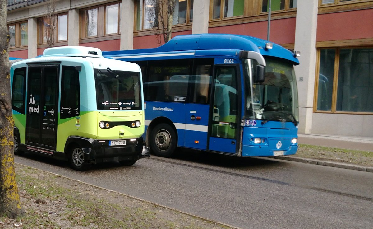 liankai's tweet photo. The new generation is catching up. #driverlesscars #driverlessbuses #selfdriving @ericsson https://t.co/qdeg3ekvtK
