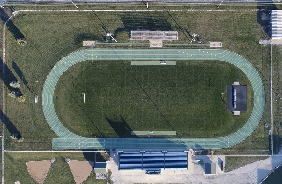 SLGirlsTrack's tweet photo. ❇️MEET DAY❇️
🆚 Storm Lake Invite
📅 Thursday, April 26th
📍 Storm Lake, IA
⏰ Field events 5:00pm
⏰ Running events 5:15pm
🌪 #GoTornadoes https://t.co/VQ5fyPiiSo
