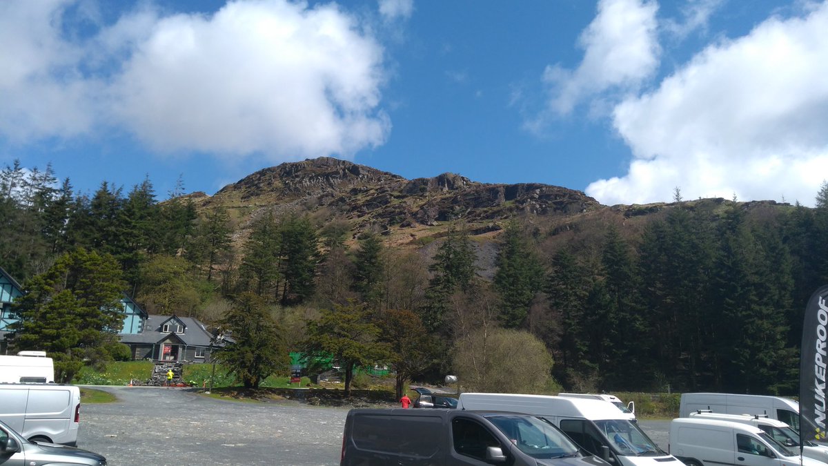 . .2/?? So it's such a lovely place to go and #cowork with so many reasons... If you are into biking #blaenau has some of the BEST mountain biking ever! <a href="/DHSTINIOG/">ANTUR STINIOG MTB</a>