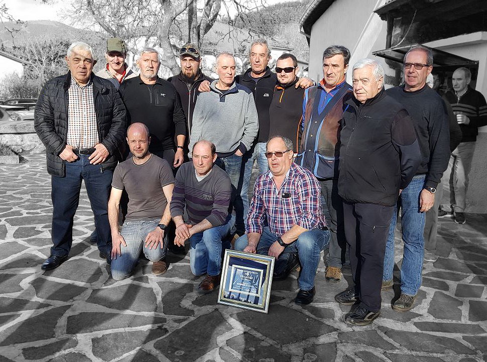 [PLATER-TIROA] Herri arteko txapeldun, plater-tiroan. #okmirratia

▶️ ok-magazinea.com/okmagazinea_de…