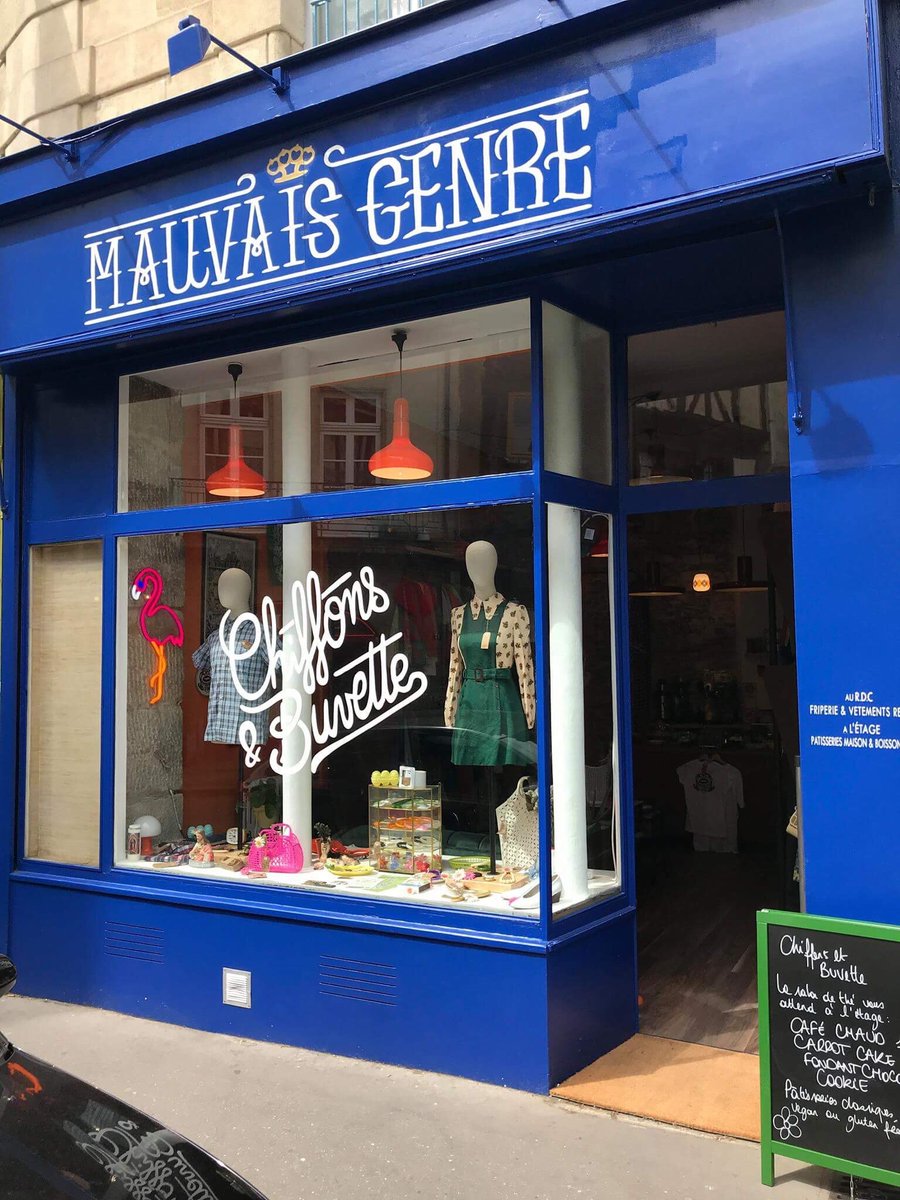 PaniersKerbio's tweet photo. Notre communauté s’agrandit ! Bienvenue à Mauvais Genre​, la boutique qui mêle « Chiffons &amp; buvette » Au menu ? On chine des vêtements et accessoires vintage en dégustant des pâtisseries maisons et les jus de fruits de nos amis @CoteauxNantais 🍹🍰 À découvrir #nantes #local https://t.co/qEk9iParqy