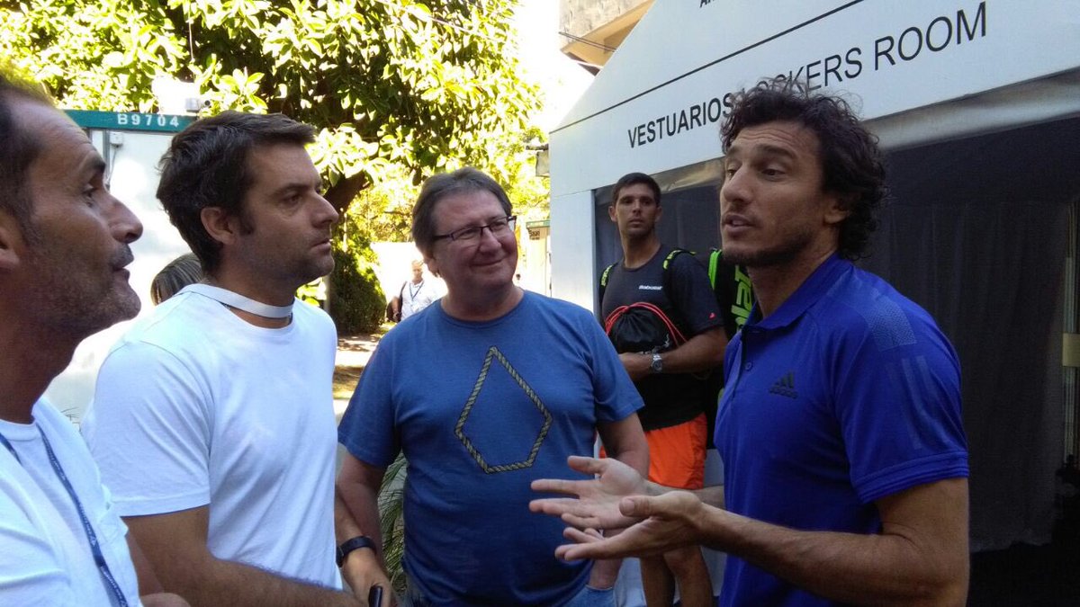 agustincalleri_'s tweet photo. Un grande! Gracias @picomonaco por el apoyo a #ExperienciaYCambio y por tu compromiso de colaborar con nuestra gestión a partir del 4 de mayo. Un lujo para nosotros y para el tenis argentino! https://t.co/DIbjmtJOXe