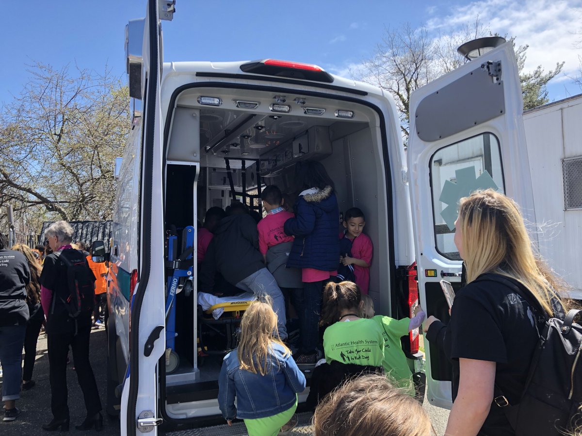 AtlanticHealth's tweet image. Thank you to all of the community partners who joined us to inspire the next generation! #TakeYourChildToWorkDay #TYCTWD #FirstResponders