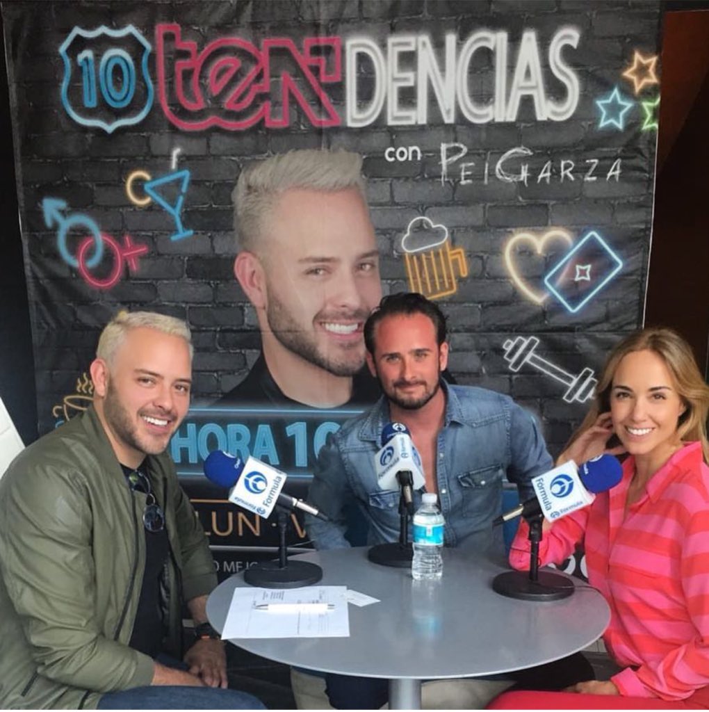 Mundo_Rosa's tweet photo. ¡¡NOTICIÓN!! Estrenamos sección en radio con @peigarza 🤗🤗🤗 Dentro de #tendencias hoy a las 10pm por 103.3 #noselopierdan #pintandoelmundoderosa https://t.co/AuN1cTpQYS