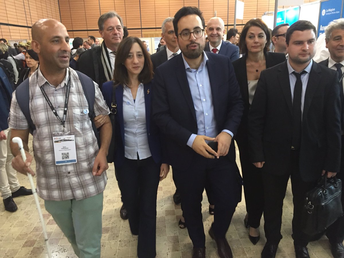 Anissa_Khedher's tweet image. Retour sur le #DuoDay2018 avec mon binôme Sami, non-voyant. Echanges très riches sur l&apos;inclusion des personnes en situation de handicap + visite de #TheWebConference à Lyon avec @mounir. @s_cluzel @handicap_gouv facebook.com/anissakhedher/…