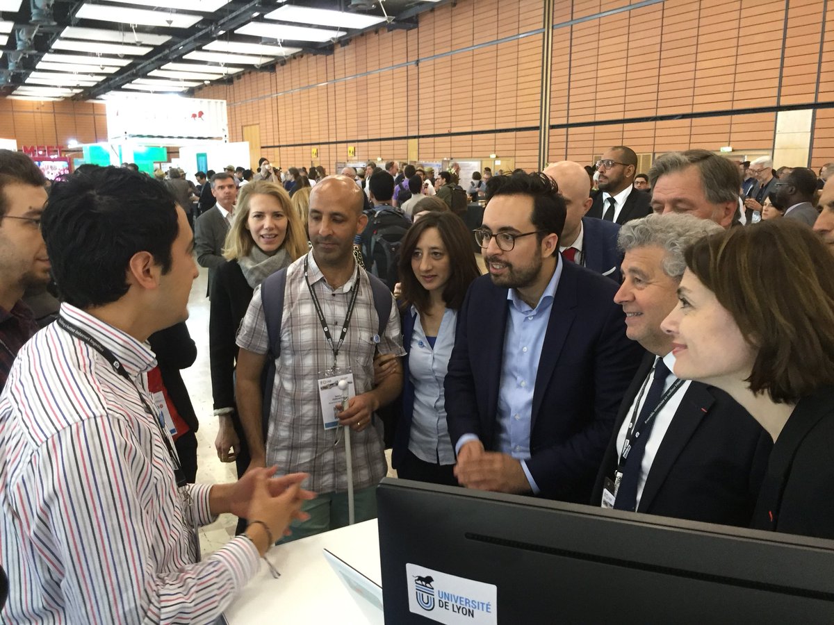 Anissa_Khedher's tweet image. Retour sur le #DuoDay2018 avec mon binôme Sami, non-voyant. Echanges très riches sur l&apos;inclusion des personnes en situation de handicap + visite de #TheWebConference à Lyon avec @mounir. @s_cluzel @handicap_gouv facebook.com/anissakhedher/…