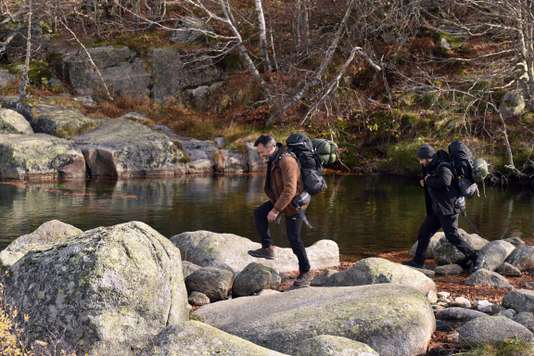 CevennesMontLo's tweet photo. Depuis leur passage la température de l'eau a gagnée quelques degrés !! Préparez dès maintenant vos vacances en terres inconnues entre #cevennes et Mont  #lozere : https://t.co/BC8qT65ARH #cevennesmontlo #nosterresinconnues https://t.co/XEDwi6NaA8