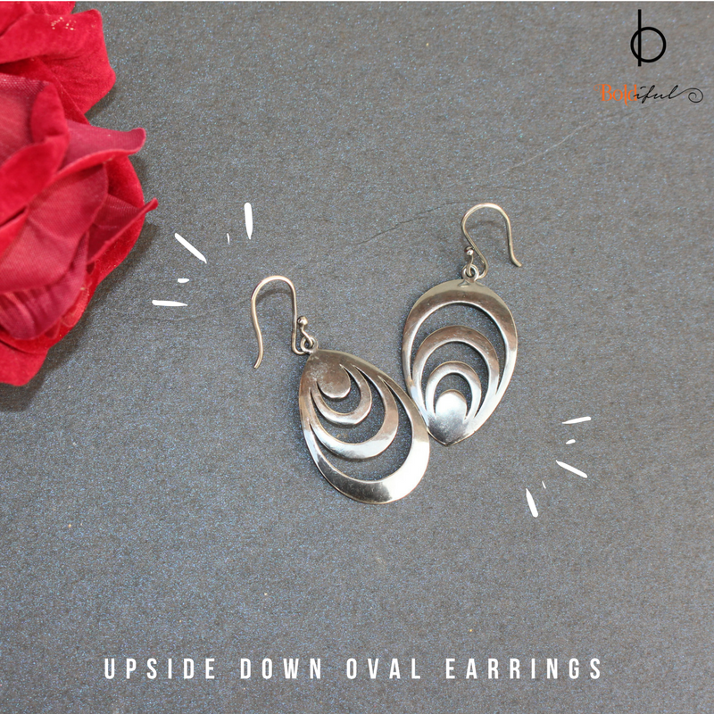 boldifulyou's tweet photo. Have you tried any Mix & Match Style earring? Check out our unique upside down earring in oval shape here: https://t.co/Nd0GYqsdYn
#SilverEarring #OvalEarrings #ShopSilver https://t.co/taLINzIemy