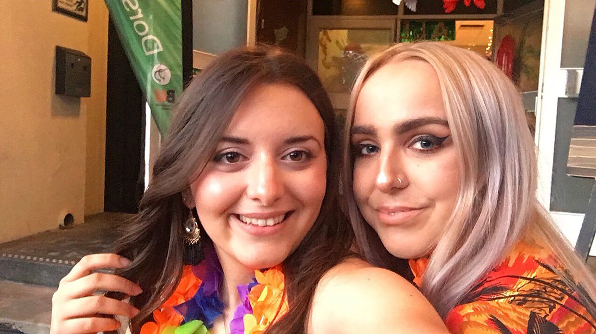 MikaelaYurukova's tweet photo. #communityawards2018 Such a great night! Meet your Little Miss Sunshine and SRA of the year! #bureslife #bournemouthuni #buproud https://t.co/YB4kRFwdK5