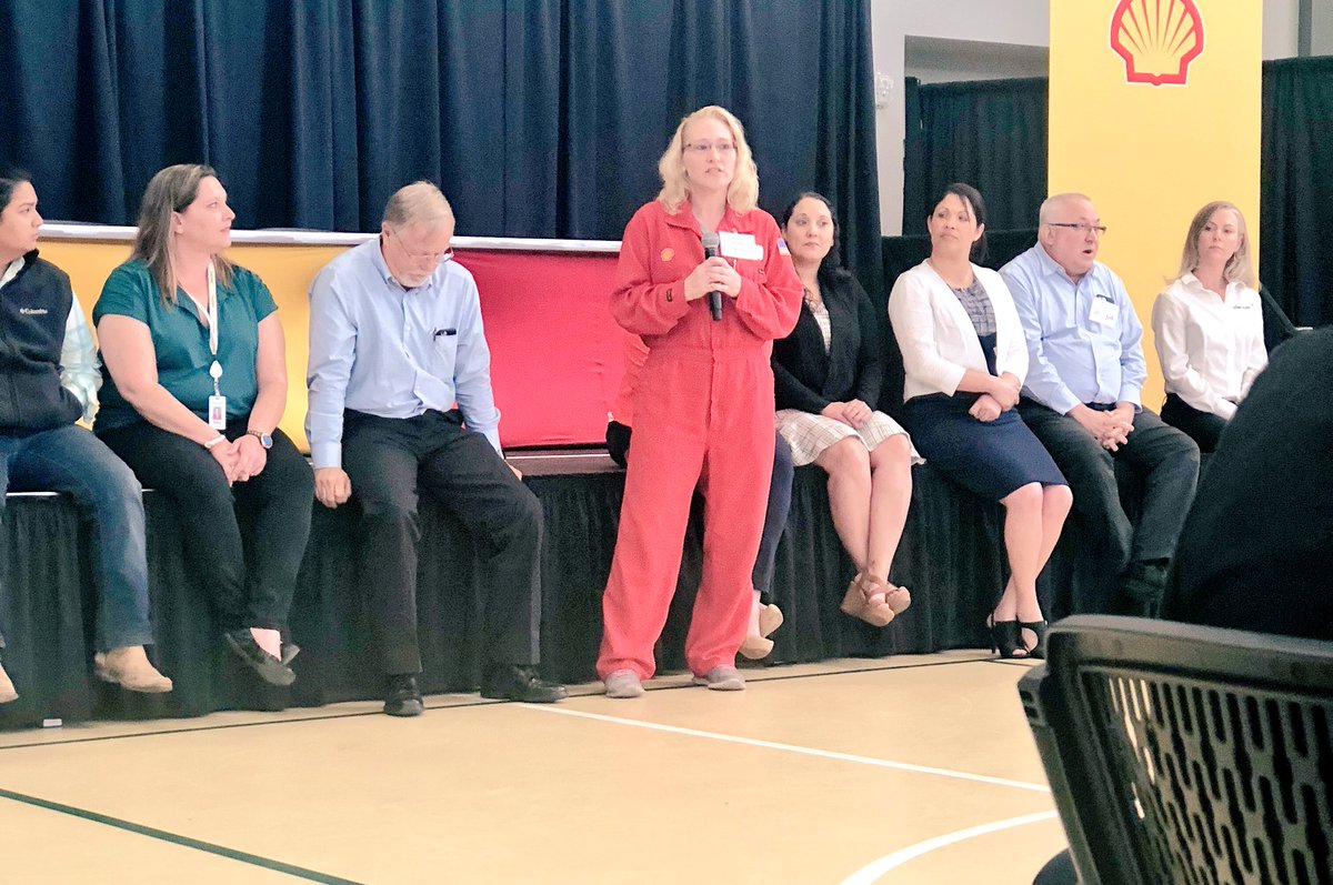 mrsmastrantonio's tweet photo. Powerful stories from women in the oil/gas, production, petrochemical, and refining industries @Shell’s #UnlockYourDestiny event. @golctcs https://t.co/C7R9A1K93r
