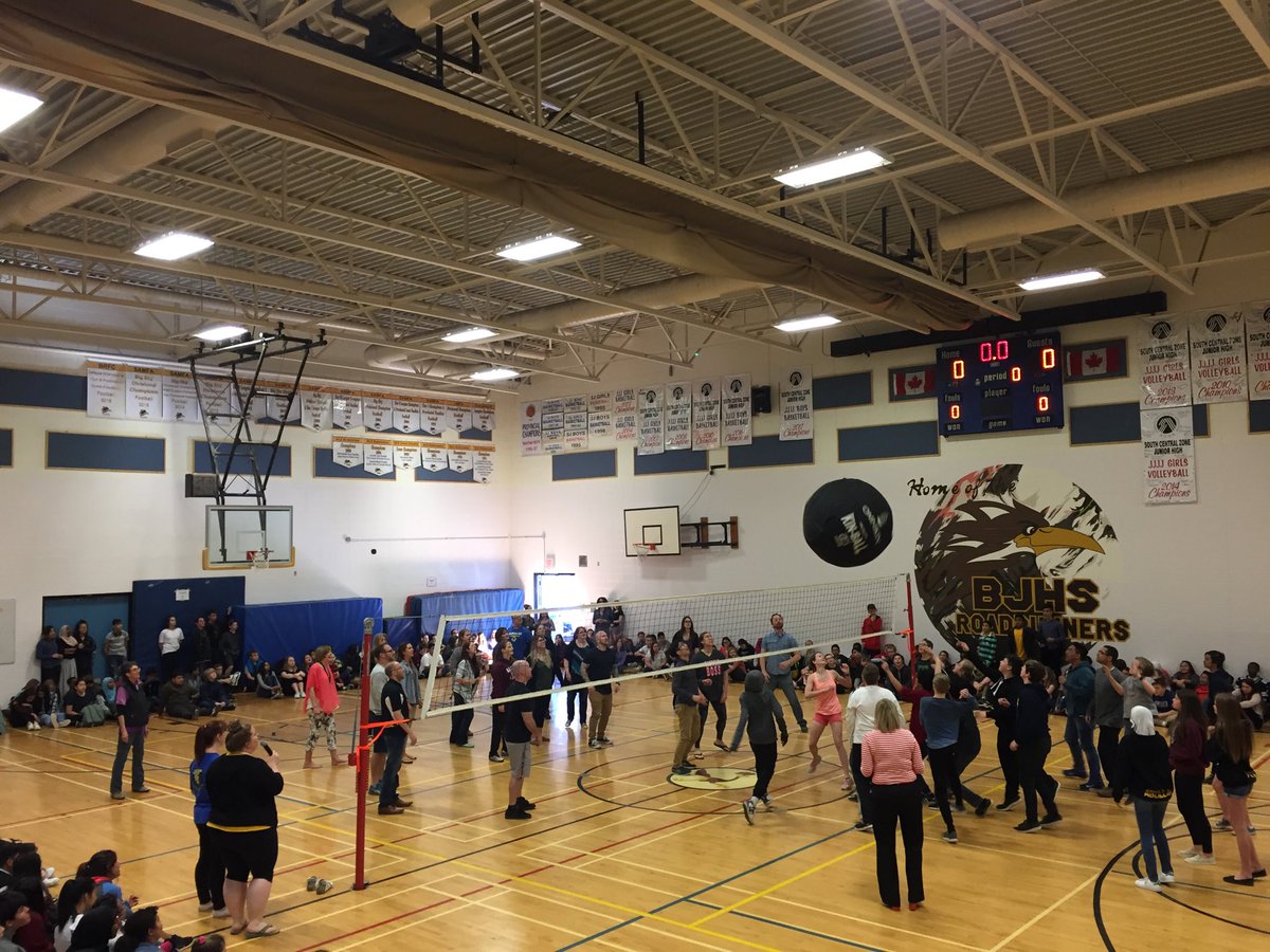 Staff DOMINATION at the TAG Omni-Volleyball Challenge😎.  Fun, fun, fun and some great activity as well🤙😎👍.  Thanks Miss Sonntag and Mrs. Watson for organizing!!