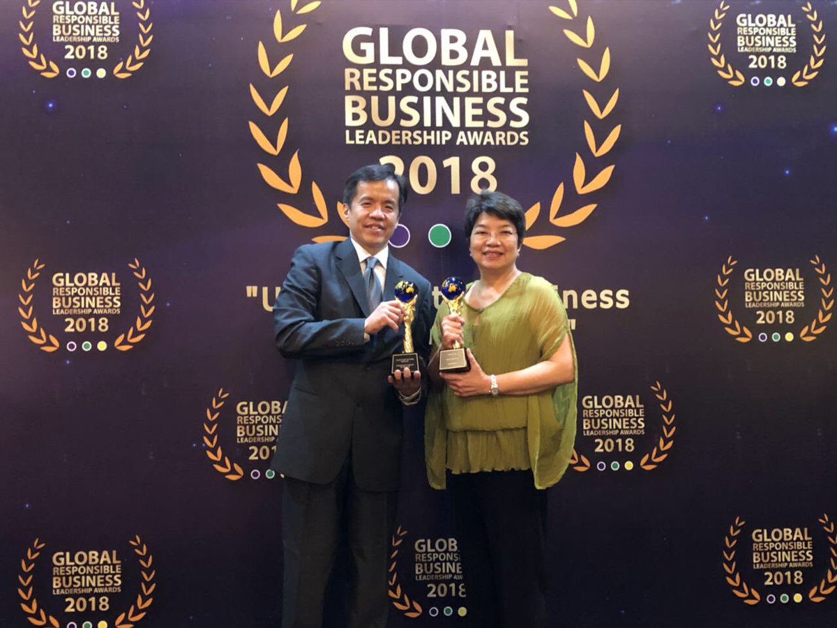 chitjuan's tweet image. Thanks to the Asia Pacific CSR Council for the award on Global Responsible Leadership . @echostore and #Boysen paints - the only winners from the PHILIPPINES ! @UN SDGs ! #sustainability