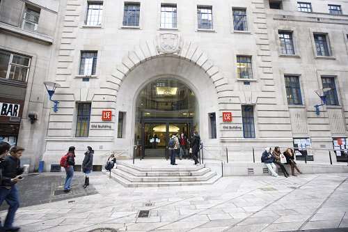 compuniguide's tweet image. Top five London universities in the 2019 league table: 3 is @LSEnews, massive congratulations for finishing first in London for the seventh year in a row, great achievement! bit.ly/LondonUnisCUG2… #cug2019