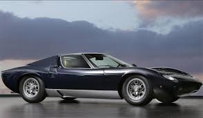 ItaliAuto's tweet photo. Lamborghini Miura 1966-1973

#Lamborghini🇮🇹#Miura #FerruccioLamborghini https://t.co/caafM3BHoO