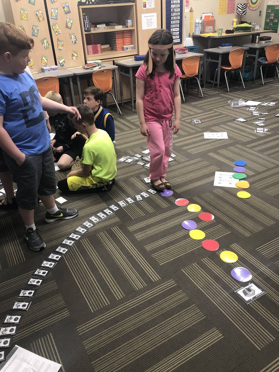 MrsOConnor33's tweet photo. PLTW Roise’s Run Time! Love STEM time. Even got Dr. Archer to join us! #CompassElementary #PCR3Proud  #PlTW https://t.co/k3vBuX28ar