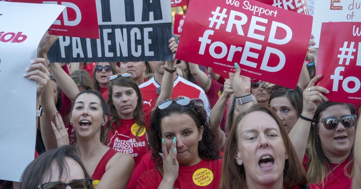 CrainsPhoenix's tweet photo. #RedForEd deals at Phoenix restaurants, Phoenix Art Museum, Desert Botanical Garden. Via Arizona Republic https://t.co/qJEknPhxXX https://t.co/z0SMBSTu7Y