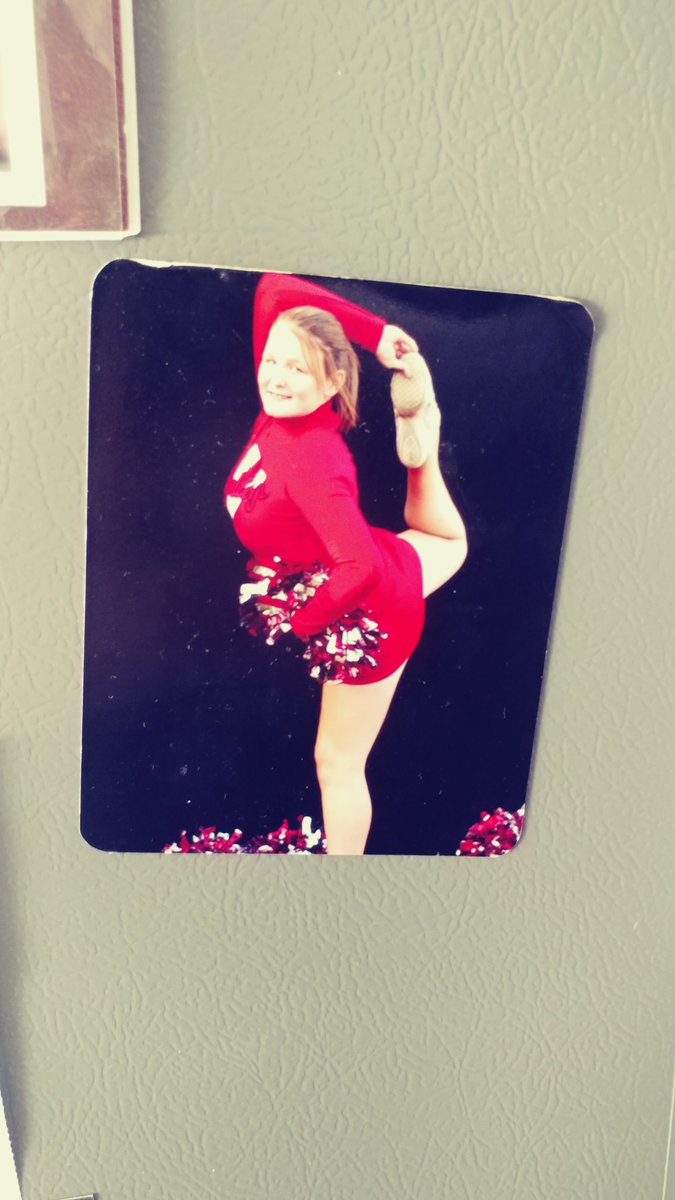 Stephiimarie15's tweet photo. #Throwback #MissHighschool https://t.co/cfTwCp9EyN