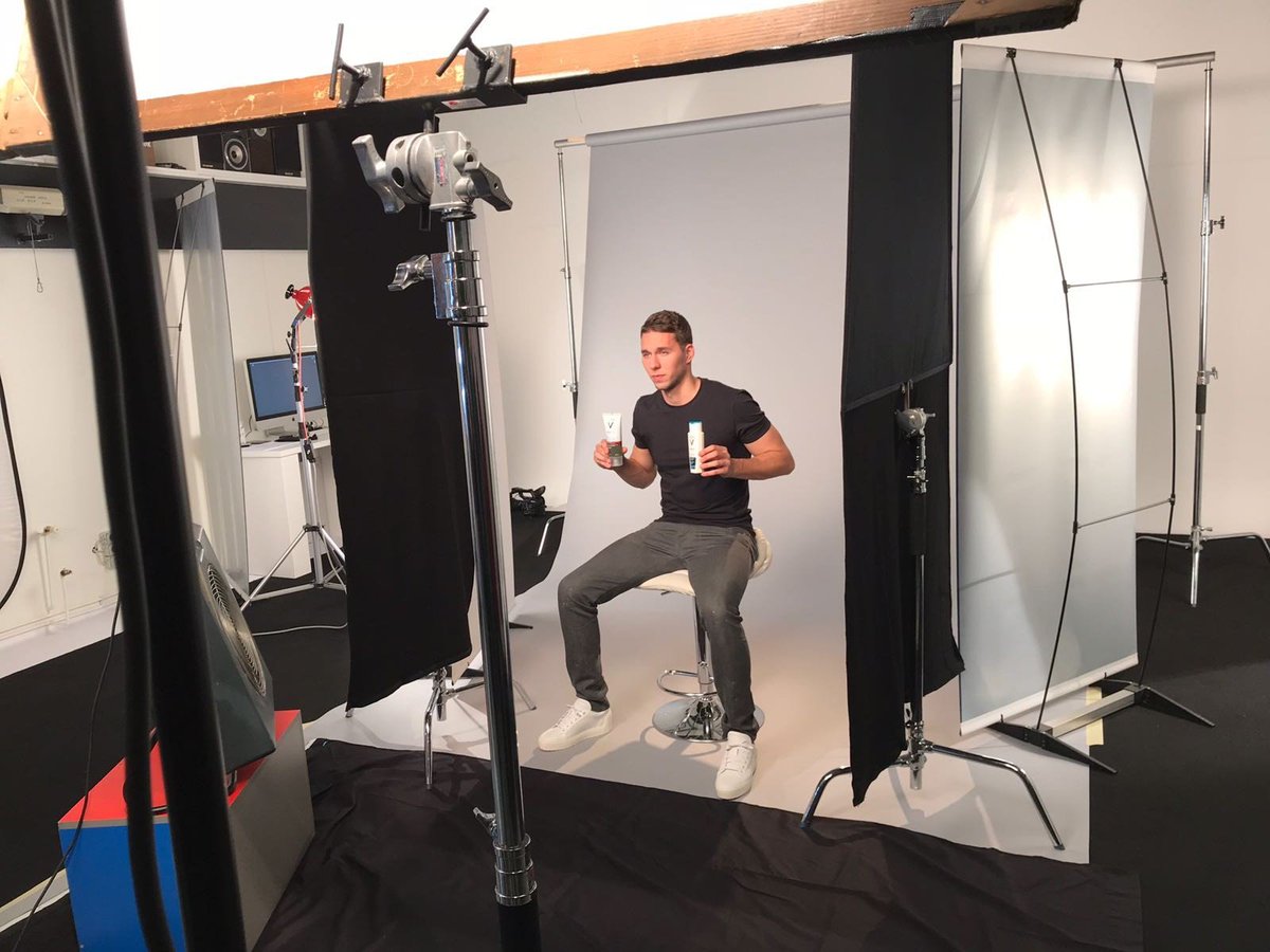 marko_pjaca20's tweet photo. Made just for me! #micropeel #kosabiradercos #vichyad https://t.co/bzOY2BW4Hh