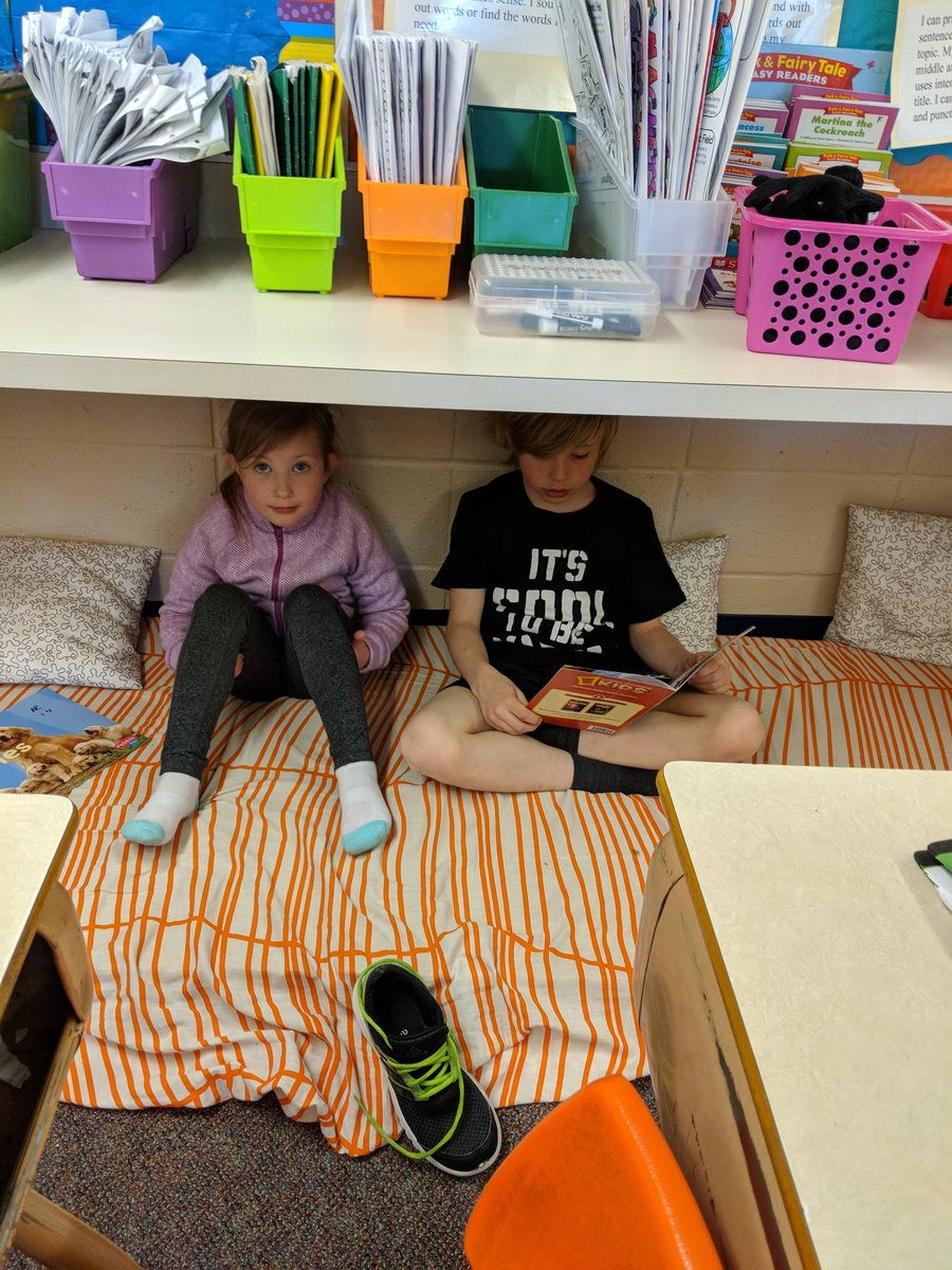 mrsagillespie's tweet photo. Reading Buddies with the Boys and Girls Club https://t.co/IuFM548yd9