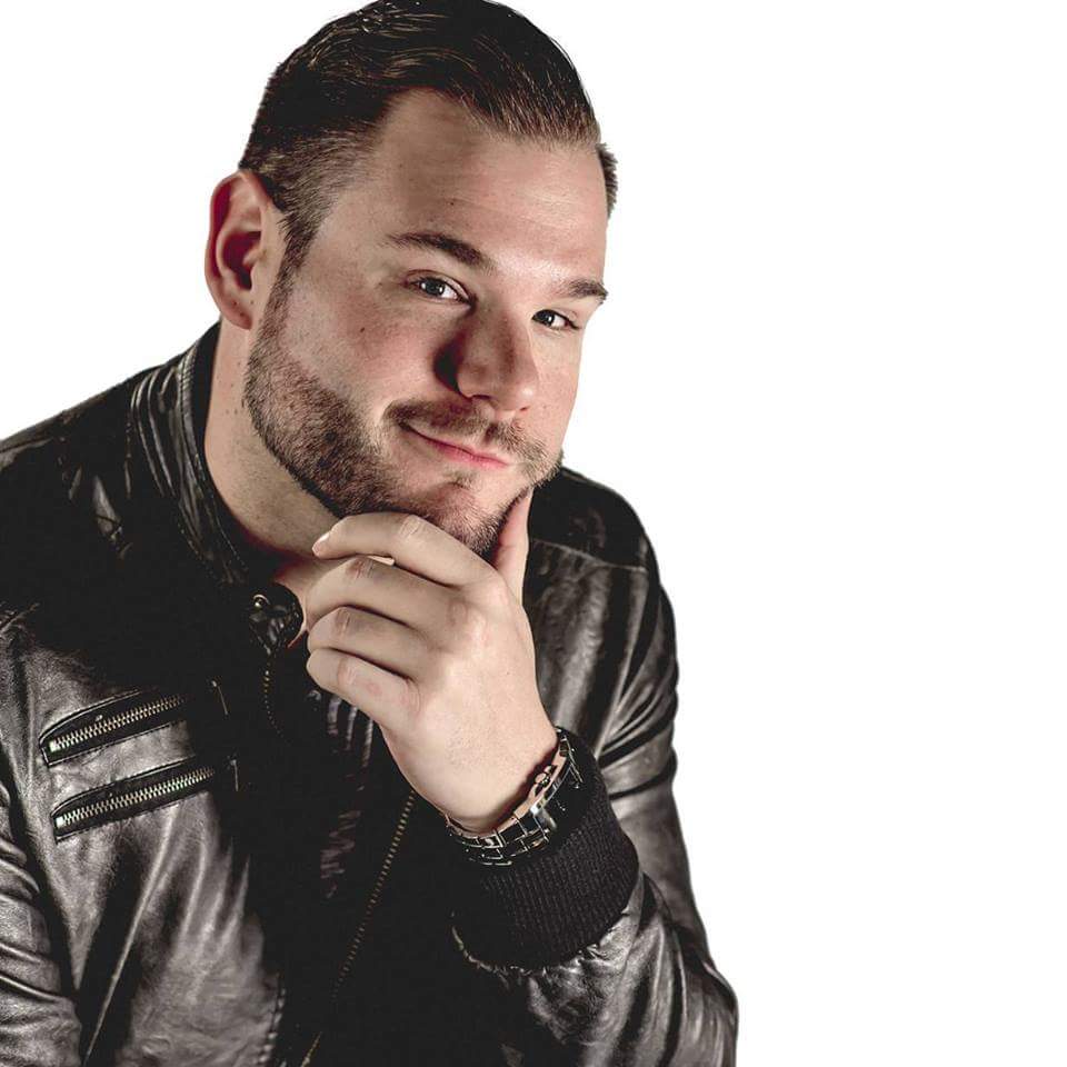 TONIGHT, comedians Nick Durie, Greg Enwright and Rebecca Reeds perform ahead of Jeff Leeson at the BREW HA HA Comedy Special at Barnstormer! The laughs start at 9P, people. Tickets are $5 at the door. For final seats, head to goo.gl/ZNxGuP immediately. #AirCraftBeer