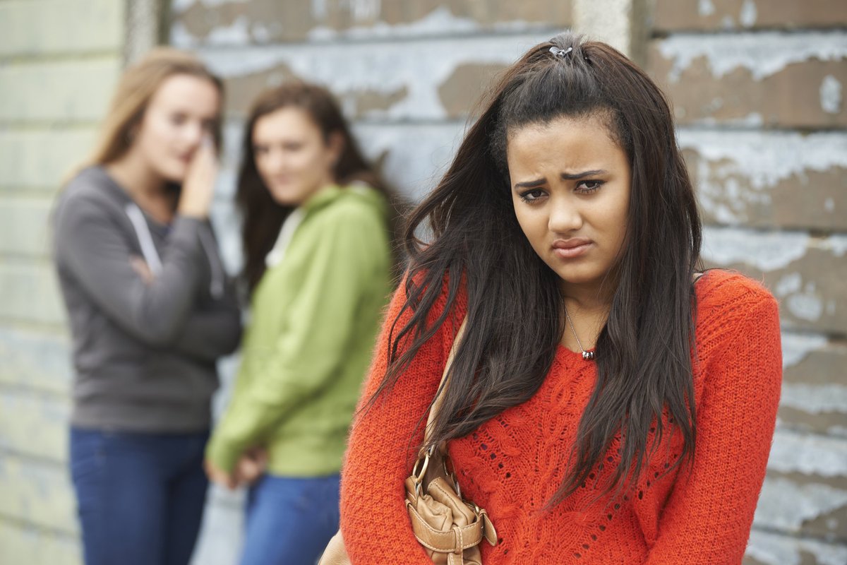 StopBullyingGov's tweet photo. Are you being #bullied? Don't #fight back or retaliate - it could get you into trouble and escalate the #problem. #Talk to a trusted #adult and get some help to deal with it! #stopbullying #thursdaythoughts https://t.co/CZrYZsxcyW https://t.co/ZxNWGPkdPo